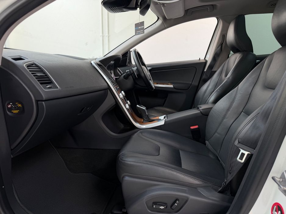 2017 Volvo XC60