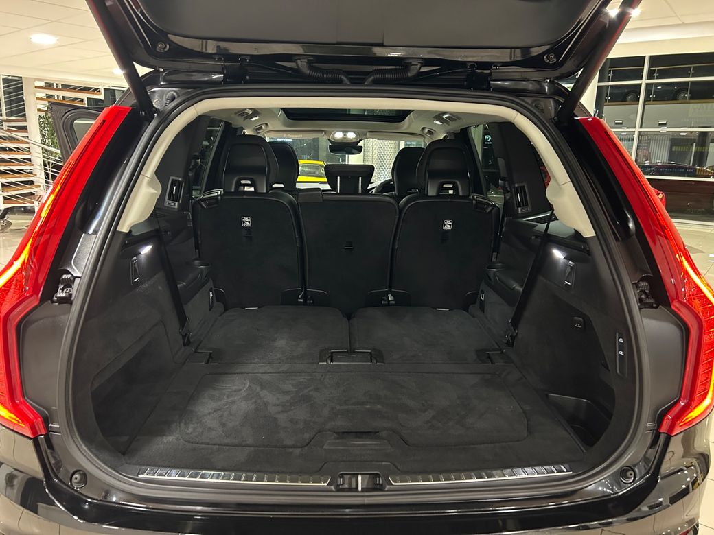 2022 Volvo XC90