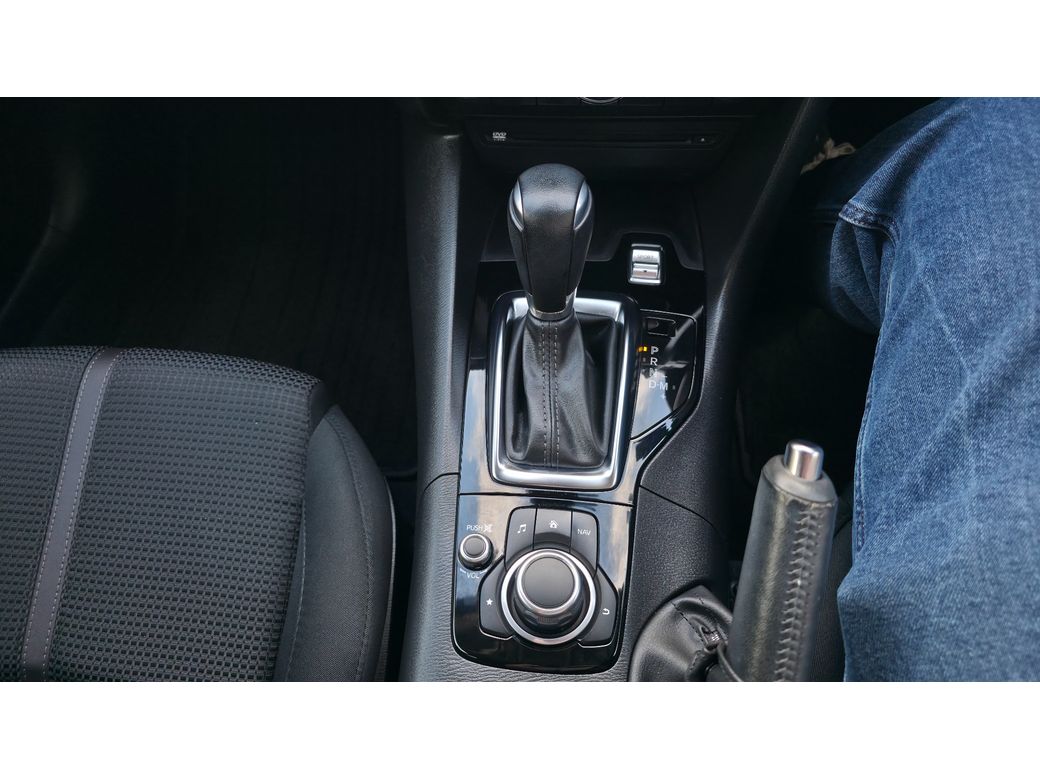 2018 Mazda Axela
