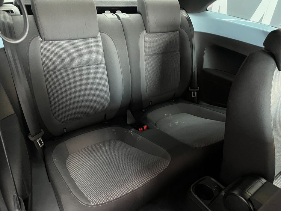 2013 Volkswagen Beetle