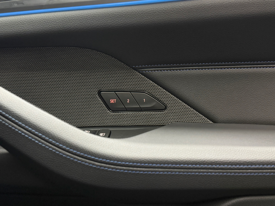 2023 BMW i4