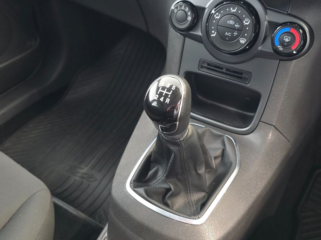 2015 Ford Fiesta