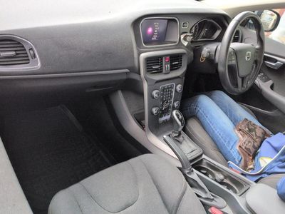 2018 Volvo V40