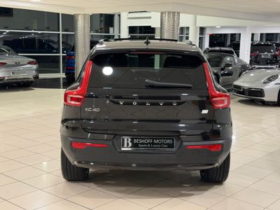 2023 Volvo XC40