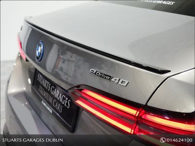 2024 BMW i5