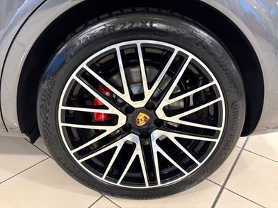 2024 Porsche Cayenne