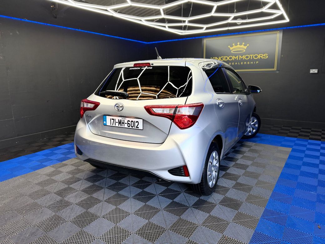2017 Toyota Vitz