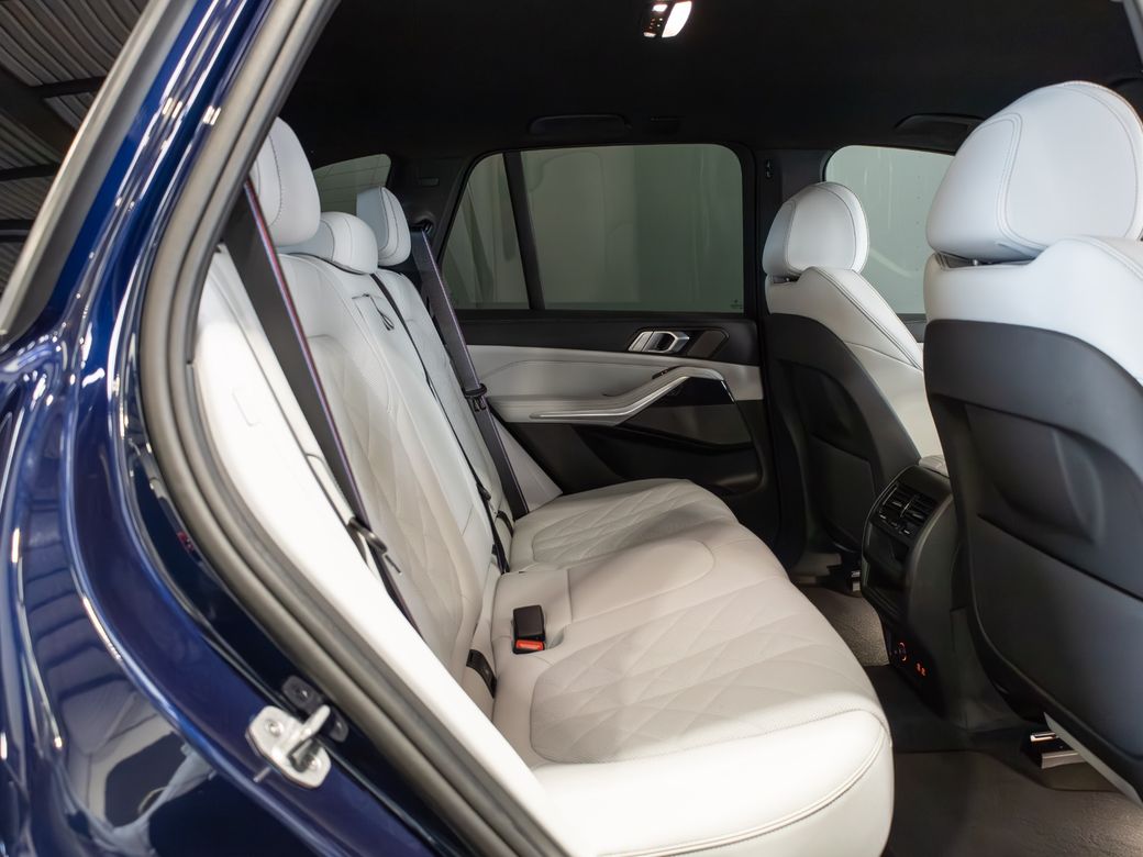 2025 BMW X5