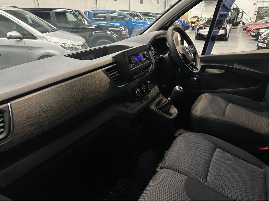 2023 Renault Trafic