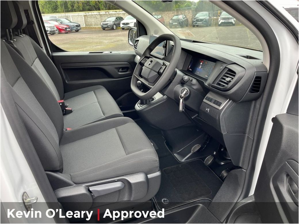2025 Opel Vivaro