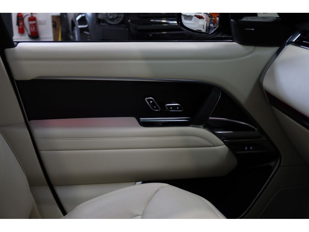 2025 Land Rover Range Rover