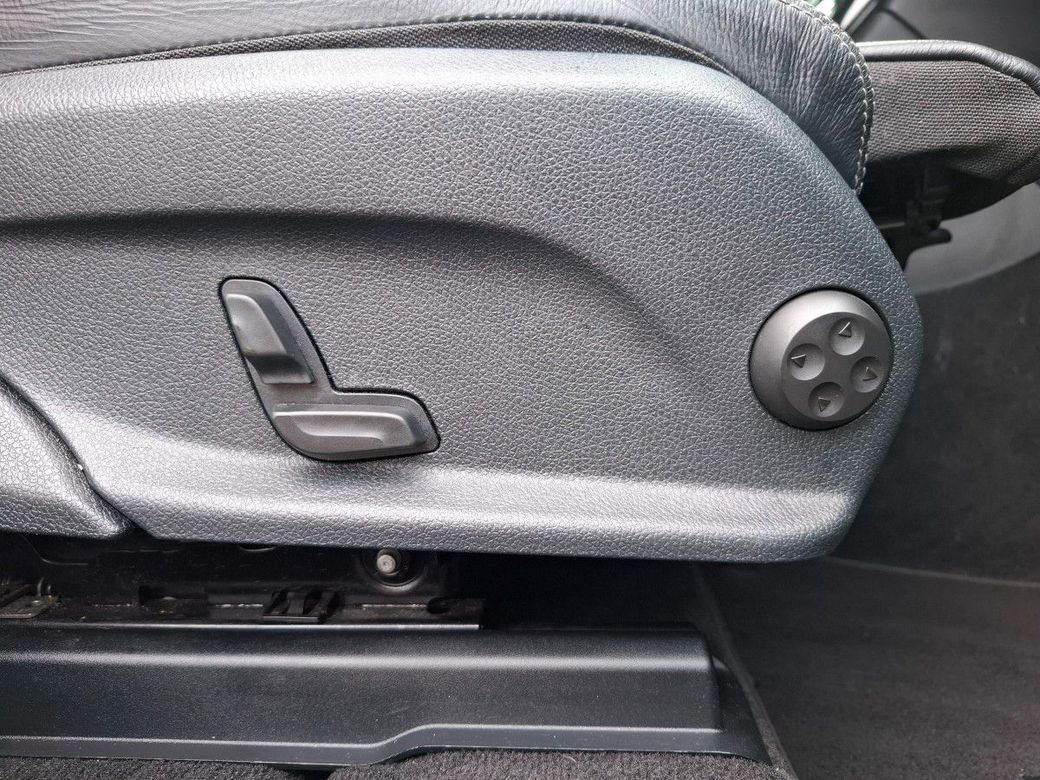 2022 Mercedes-Benz GLC Class
