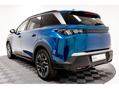 2025 Peugeot 5008