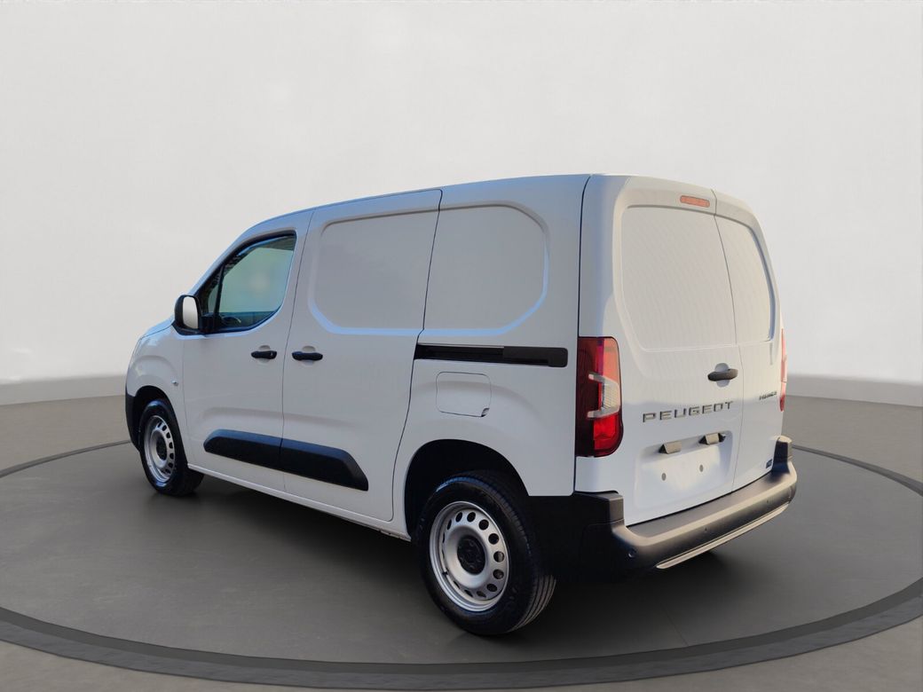 2024 Peugeot Partner