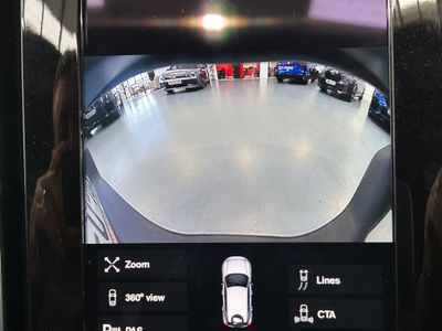 2023 Volvo XC40