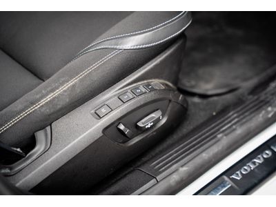 2016 Volvo V40