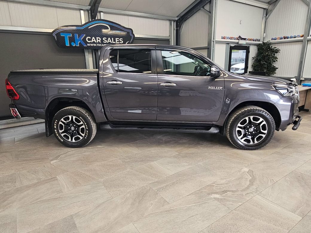 2023 Toyota Hilux