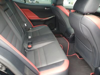 2015 Lexus IS 300h