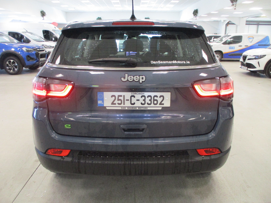 2025 Jeep Compass