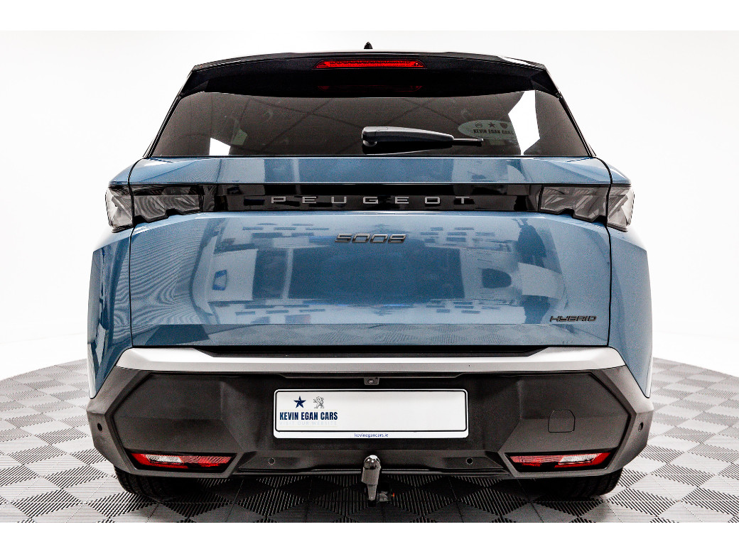 2025 Peugeot 5008