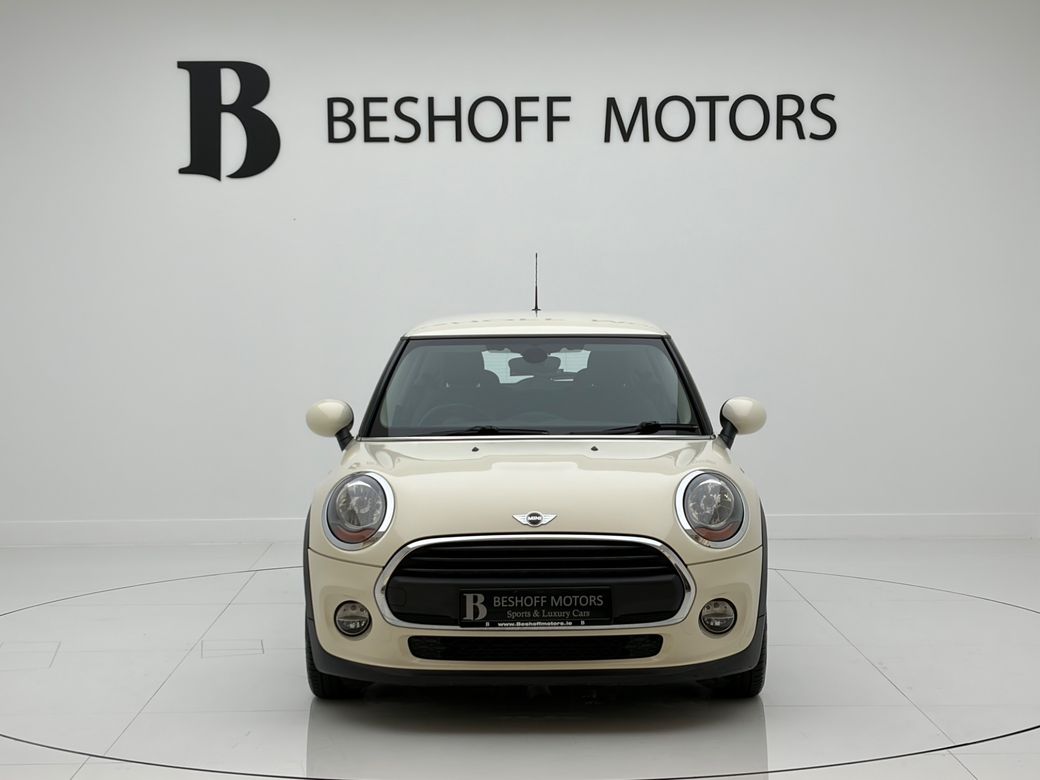 2017 Mini Hatch