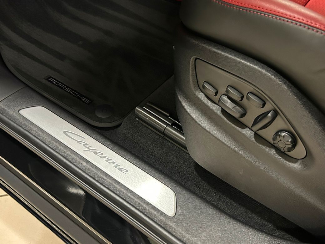2024 Porsche Cayenne