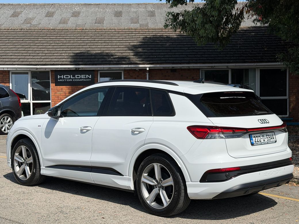 2022 Audi Q4