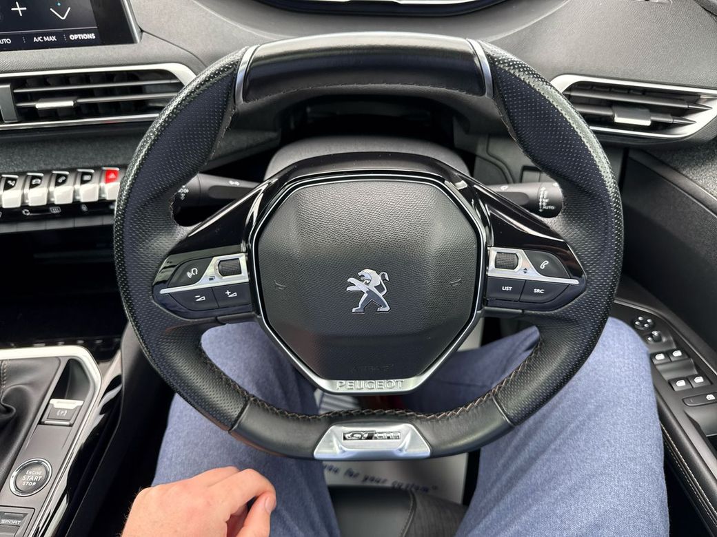 2020 Peugeot 5008