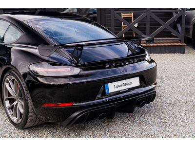 2023 Porsche 718 Cayman