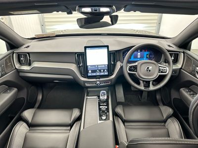 2025 Volvo XC60