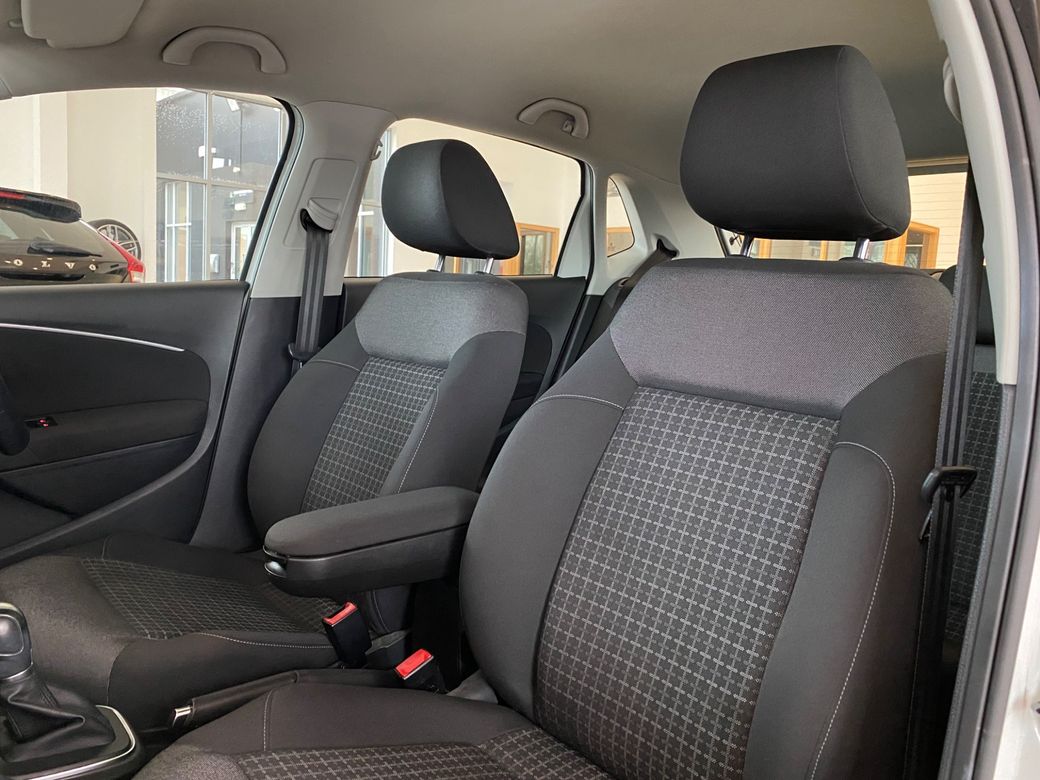 2017 Volkswagen Polo