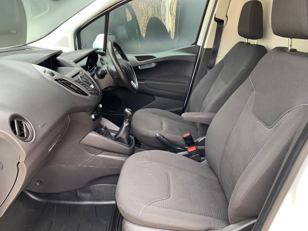 2018 Ford Transit Courier