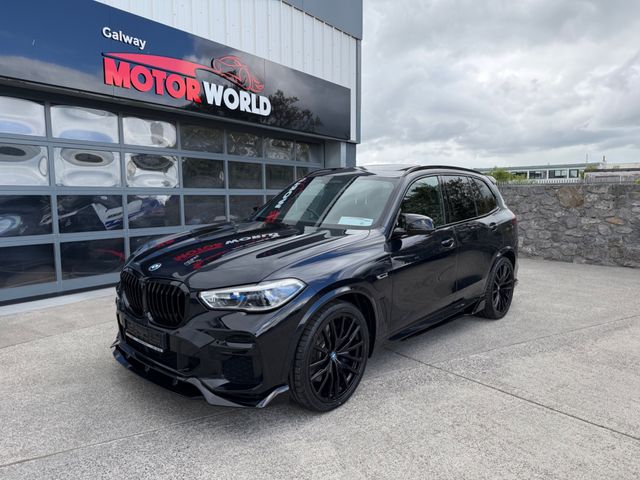 vehicle for sale from Motor World