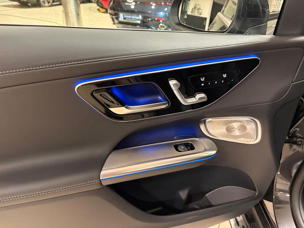 2025 Mercedes-Benz GLC Class