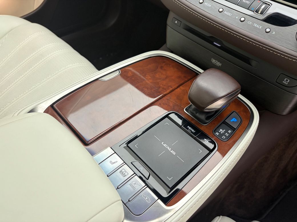 2018 Lexus LS