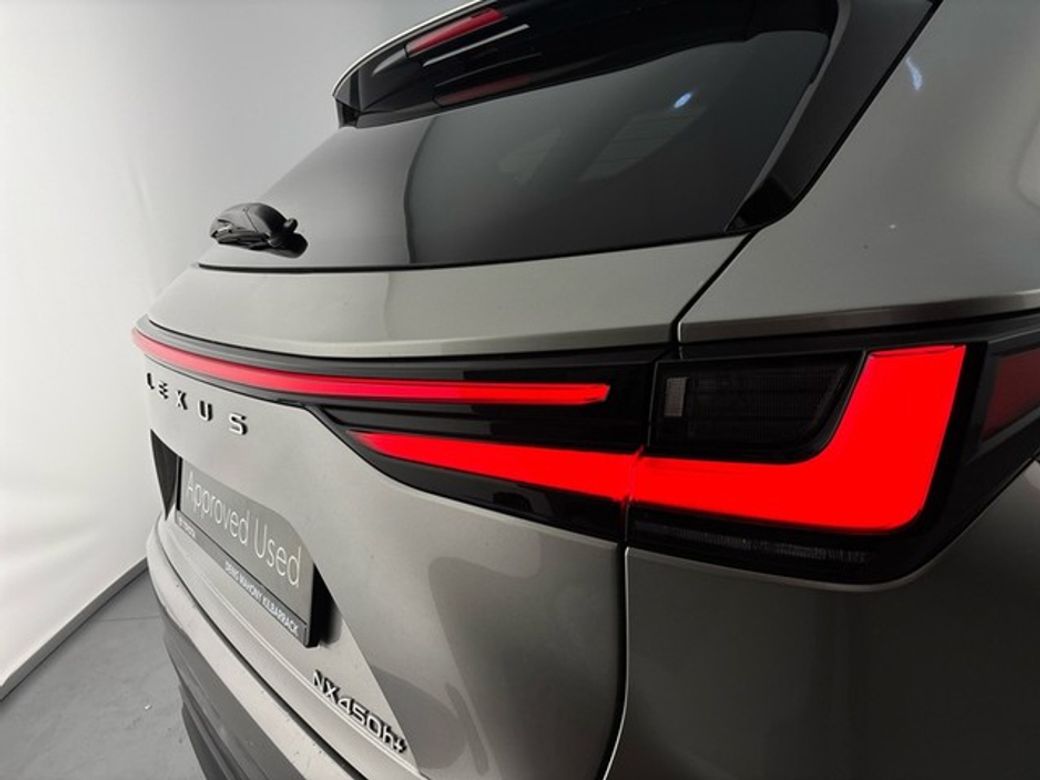 2024 Lexus NX 450H+