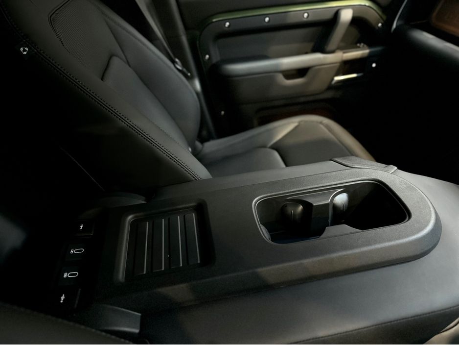 2026 Land Rover Defender