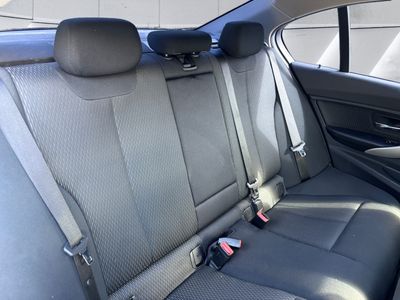 2017 BMW 320