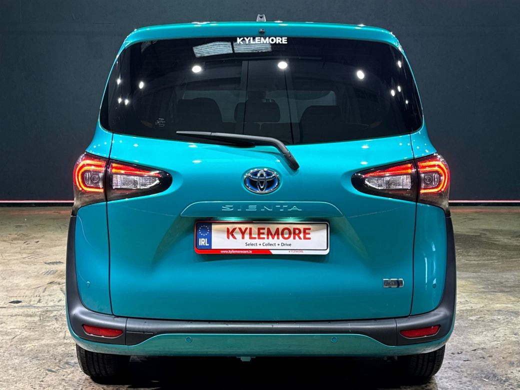 2020 Toyota Sienta