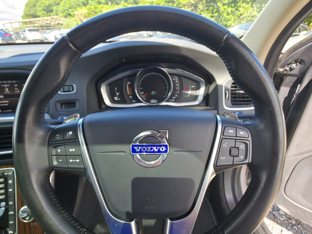 2018 Volvo V60 Cross Country