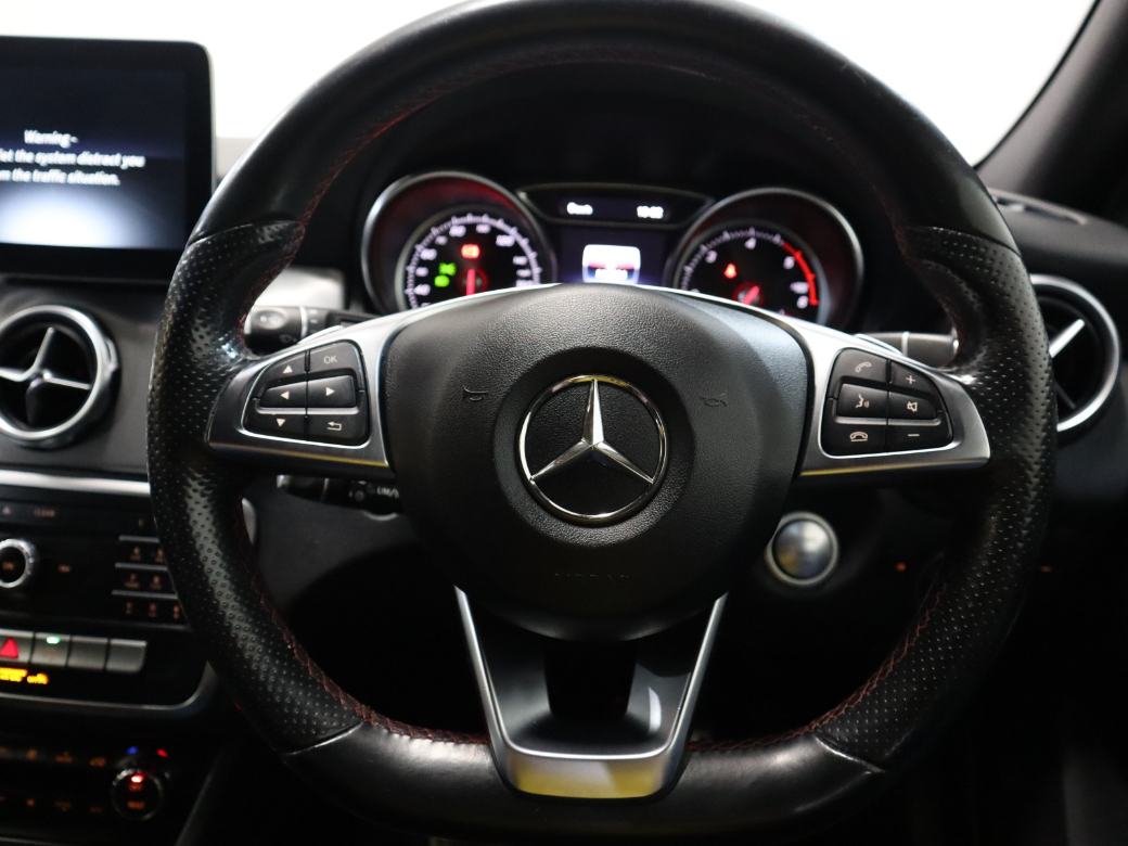 2017 Mercedes-Benz GLA Class