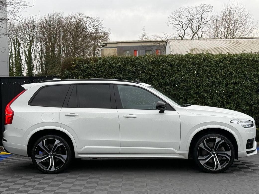 2022 Volvo XC90