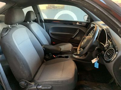 2013 Volkswagen Beetle