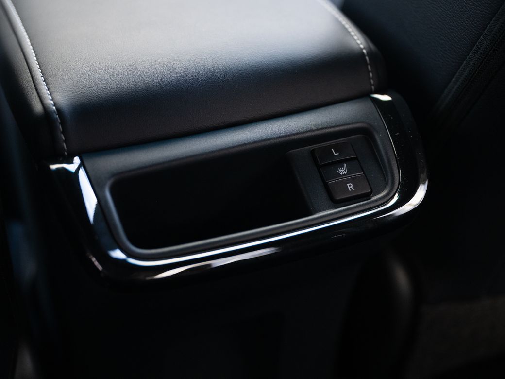 2025 Toyota Hilux