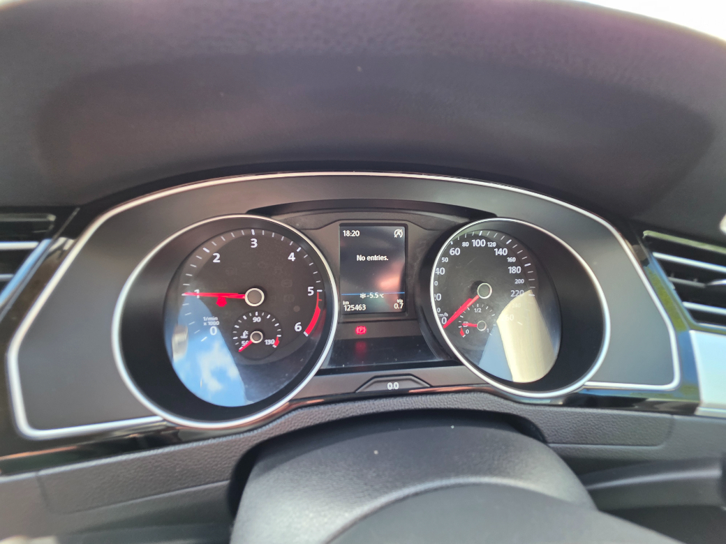 2016 Volkswagen Passat