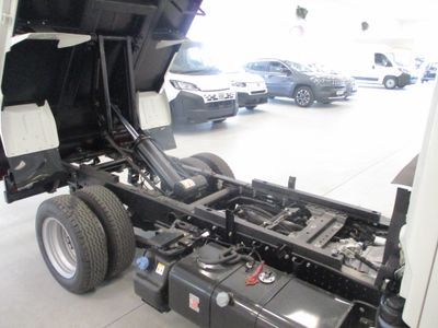 2024 Isuzu NPR