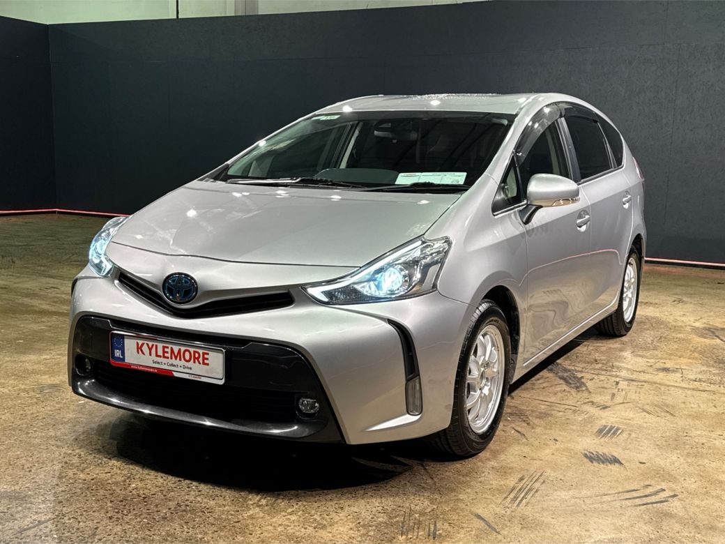 2020 Toyota Prius Alpha
