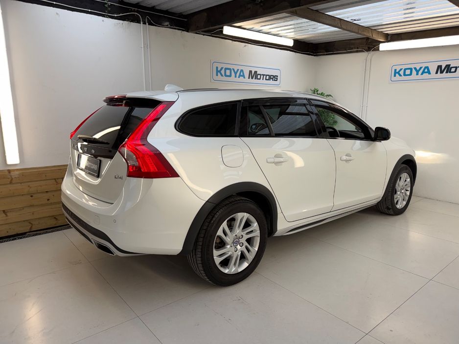 2017 Volvo V60