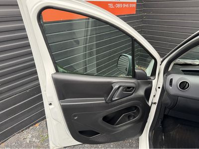 2012 Peugeot Partner