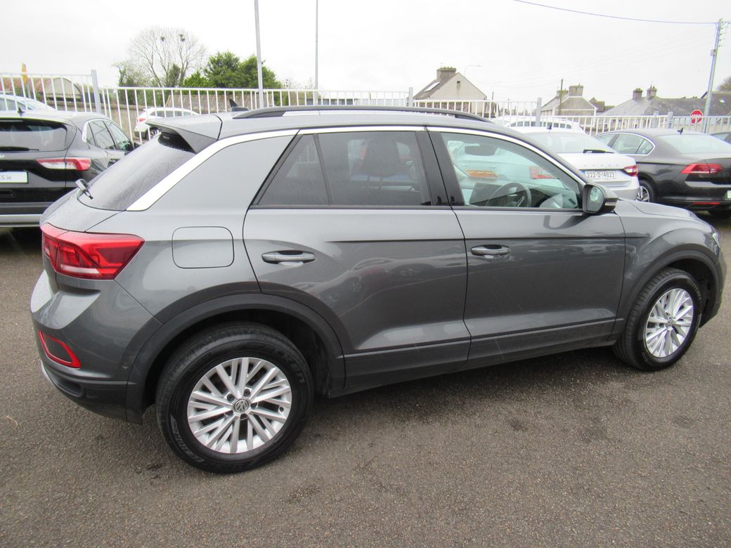 2023 Volkswagen T-Roc